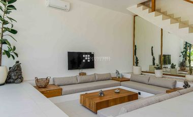 Exceptional Investment Opportunity – 3-Unit Villa Complex with HGB Title in Uluwatu