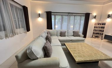 Very Well-Maintained Modern House for Sale in Merville Park, Parañaque City