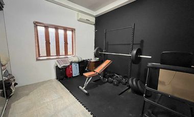 Very Well-Maintained Modern House for Sale in Merville Park, Parañaque City