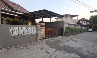 RUMAH SIAP HUNI TIMUR RS HERMINA JOGJA DI MAGUWOHARJO, SLEMAN