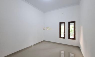 RUMAH SIAP HUNI TIMUR RS HERMINA JOGJA DI MAGUWOHARJO, SLEMAN