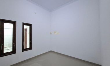 RUMAH SIAP HUNI TIMUR RS HERMINA JOGJA DI MAGUWOHARJO, SLEMAN
