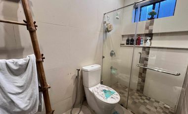 Well-Maintained Bungalow House for SALE in Merville Park, Parañaque City