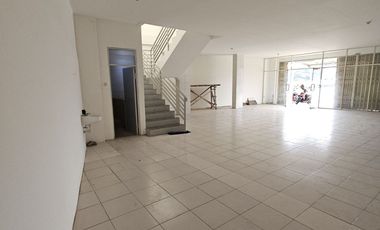 Ruko 3 Lantai Lokasi Strategis di Serpong