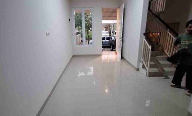 Rumah Siap Huni 2 Lantai di Victoria Park Bogor