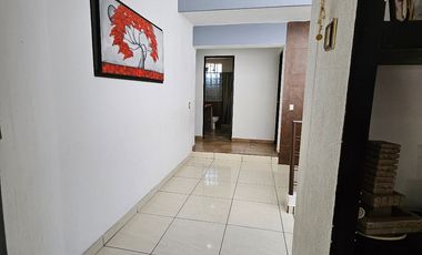 Amplia casa con uso versátil en Colonia Magaña – Ideal para vivir, invertir o negocio