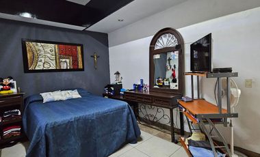 Amplia casa con uso versátil en Colonia Magaña – Ideal para vivir, invertir o negocio