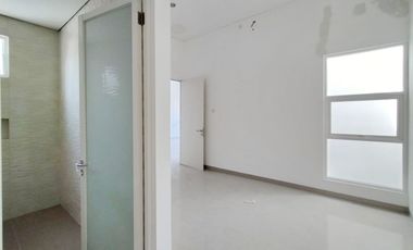 DIJUAL - DISEWA Rumah 2 Lantai International Village, Citraland Surabaya Barat