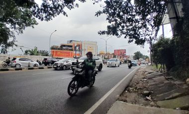 Disewakan Ruko Strategis Eks Resto Abuba Jalan Alternatif Cibubur