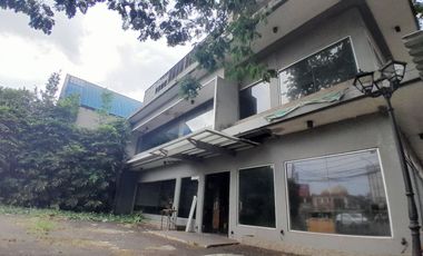 Disewakan Ruko Strategis Eks Resto Abuba Jalan Alternatif Cibubur