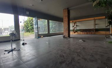 Disewakan Ruko Strategis Eks Resto Abuba Jalan Alternatif Cibubur