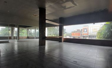 Disewakan Ruko Strategis Eks Resto Abuba Jalan Alternatif Cibubur