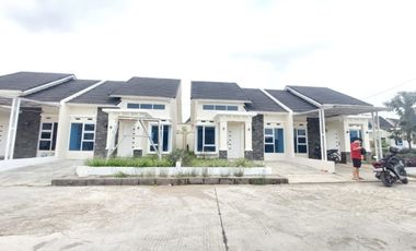 DISEWAKAN RUMAH GREEN CENTER PARK KIARA PALEMBANG