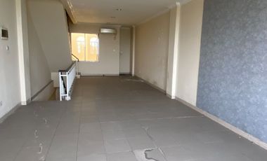 DISEWA RUKO 3LANTAI SIAP MASUK @GREEN MANSION DAAN MOGOT JAKARTA BARAT