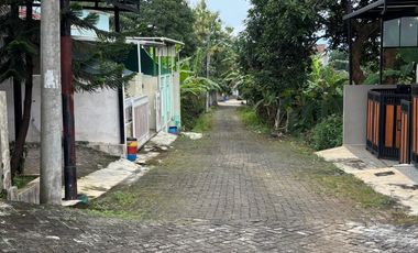 DIJUAL CEPAT RUMAH 1 LANTAI BAGUS TERAWAT TEMBALANG - BANYUMANIK