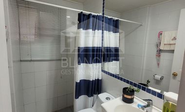 Vende Hermosa Casa Remodelada 3d 2b en La Florida - Pasaje Cerrado