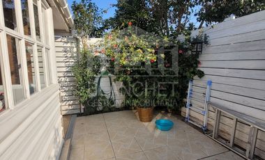 Vende Hermosa Casa Remodelada 3d 2b en La Florida - Pasaje Cerrado