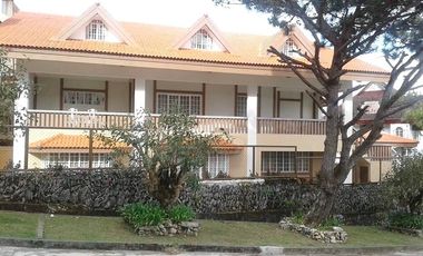 FOR SALE Facing SW Commercial Lot with 10 Bedroom House in Baguio City