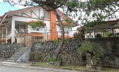FOR SALE Facing SW Commercial Lot with 10 Bedroom House in Baguio City