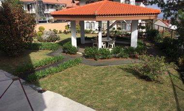 FOR SALE Facing SW Commercial Lot with 10 Bedroom House in Baguio City