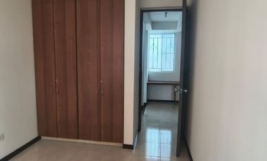 ALQUILO EXCELENTE CASA TRIPLANTA AL SUR DE CALI EN VALLE DEL LILI.