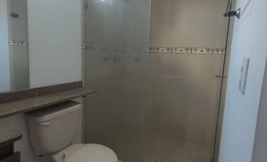 ALQUILO EXCELENTE CASA TRIPLANTA AL SUR DE CALI EN VALLE DEL LILI.