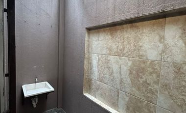 Suite en Alquiler Norte de Guayaquil, 1 Habitación, 1 Baño, Patio, Avenida Francisco de Orellana.