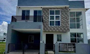 3 Bedroom House for Sale in West Wing Residences