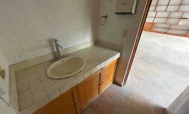 AVENIDA DIAZ ORDAZ, RENTO LOCAL EN PLAZA COMERCIAL, BAÑO, AIRE ACONDICIONADO Y TERRAZA