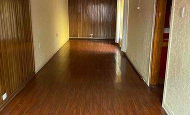 Se arrienda casa con destino comercial en pdte Ibañez. 6D 3 baños