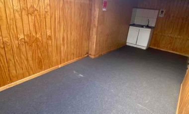 Se arrienda casa con destino comercial en pdte Ibañez. 6D 3 baños