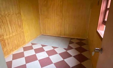 Se arrienda casa con destino comercial en pdte Ibañez. 6D 3 baños