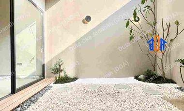 Furnished Akses Lebar 4 Kamar Tidur Dekat Tol Limo