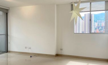 Apartamento en Arriendo en Prados De Sabaneta Antioquia