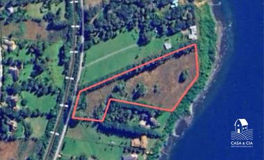 Terreno orilla de lago en Puerto Varas