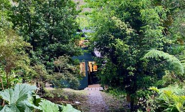 Casa en Lago Riñihue en 2,5 hectareas de terreno