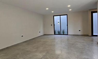 Casa moderna en Explanada Sur Pachuca – 3 recámaras, jardín y acabados premium.
