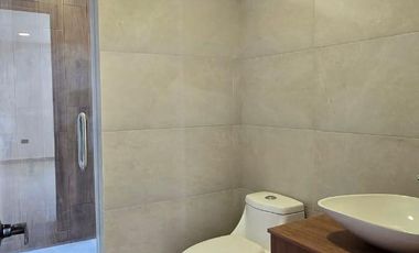 Casa moderna en Explanada Sur Pachuca – 3 recámaras, jardín y acabados premium.