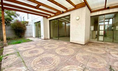 Excelente casa en venta Camino La Viña Huechuraba