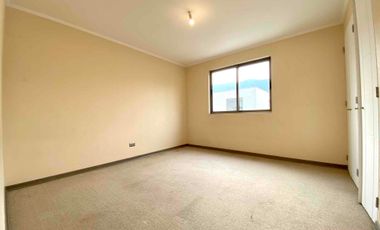 Excelente casa en venta Camino La Viña Huechuraba