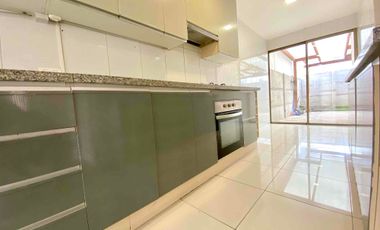 Excelente casa en venta Camino La Viña Huechuraba