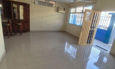Departamento en Alquiler en la Alborada,  Planta Baja, 3 Habitaciones, 2 Baños,  Parqueo, Seguridad, Norte de Guayaquil.