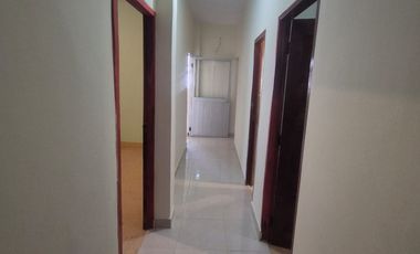 Departamento en Alquiler en la Alborada,  Planta Baja, 3 Habitaciones, 2 Baños,  Parqueo, Seguridad, Norte de Guayaquil.