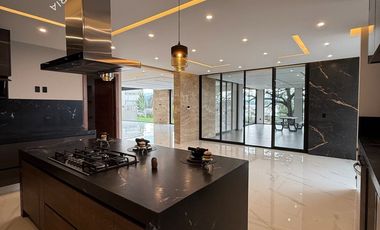 Casa nueva en venta de 4 recamaras en Rancho San Juan, Atizapán de Zaragoza