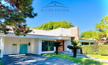 Casa en Renta Club de Golf Santa Anita Una Planta