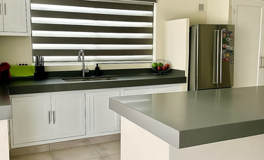 Casa en renta en Rincón de los Encinos