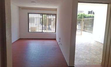 ALQUILO CASA EN CIUDAD 2000