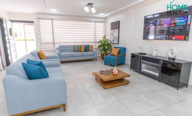 VENTA DE CASA CON 4 DORMITORIOS- Machángara, Cuenca