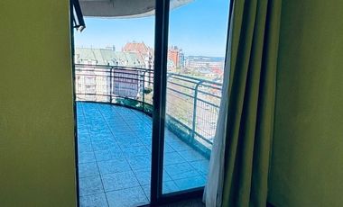 Departamento  central amplio de 90  mts2