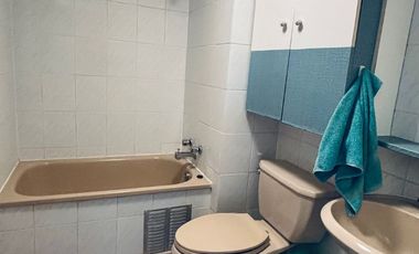 Departamento  central amplio de 90  mts2